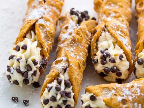 CANNOLI