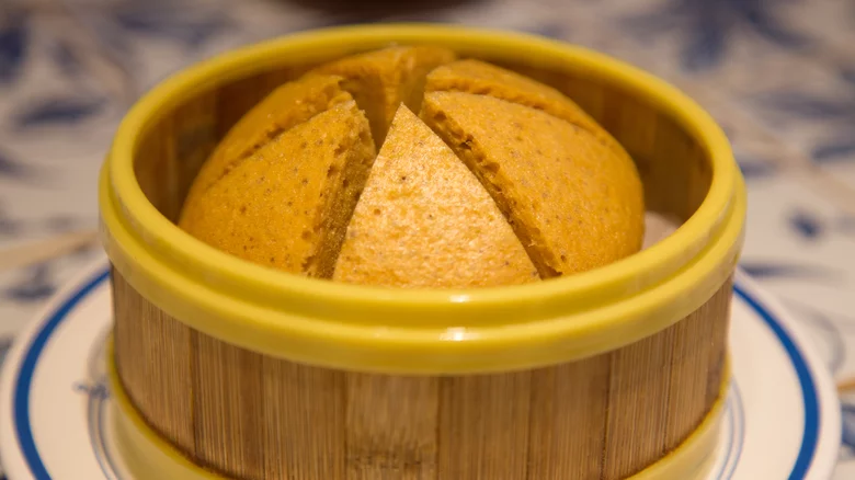 Cantonese Steamed Cake