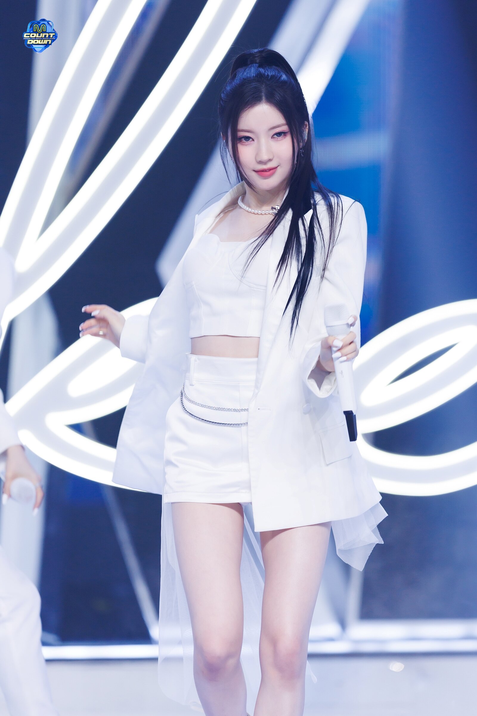 240613 BABYMONSTER Asa LIKE THAT At M Countdown Documents 3