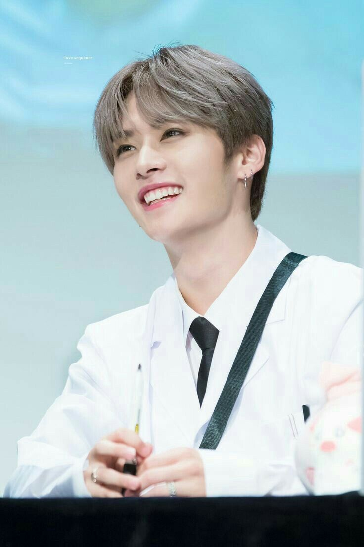 Stray Kids Lee Know