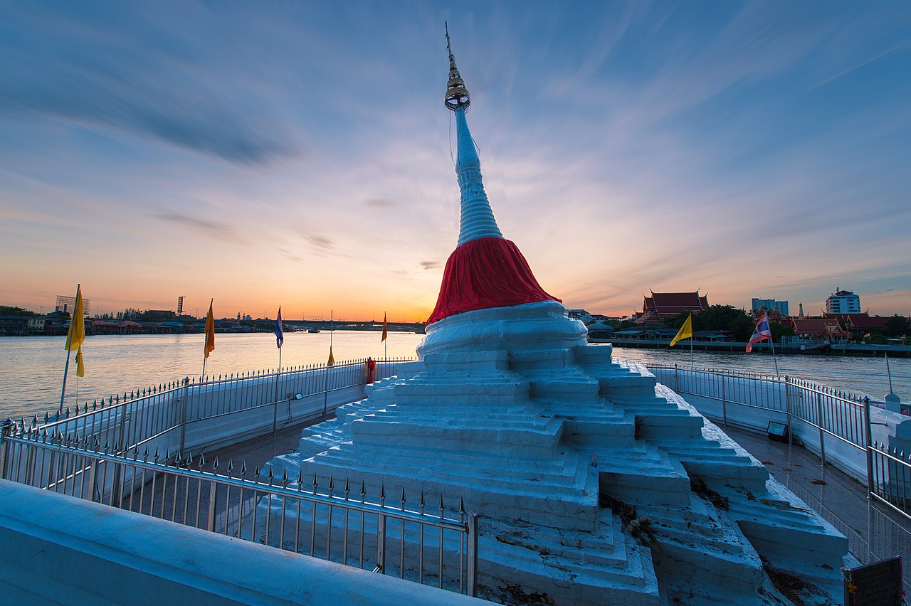 นนทบุรี (กลาง, เจดีย์เอียง เกาะเกร็ด)