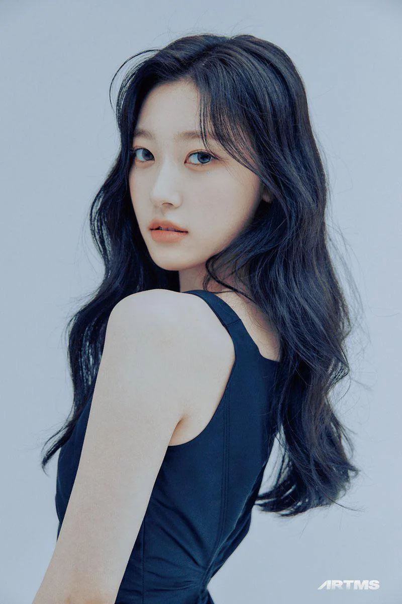 LOONA Choerry