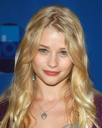 Emilie De Ravin