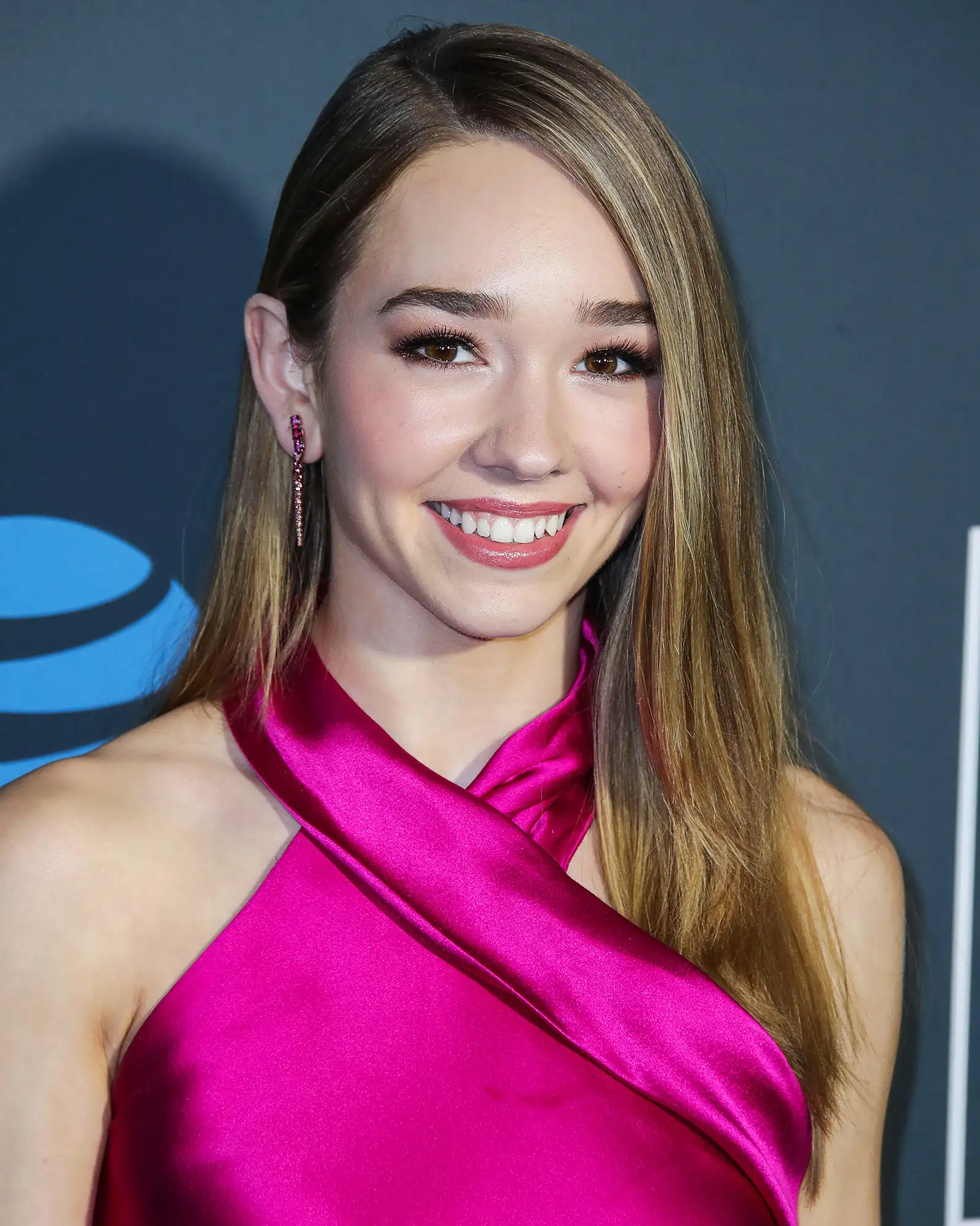 Holly Taylor