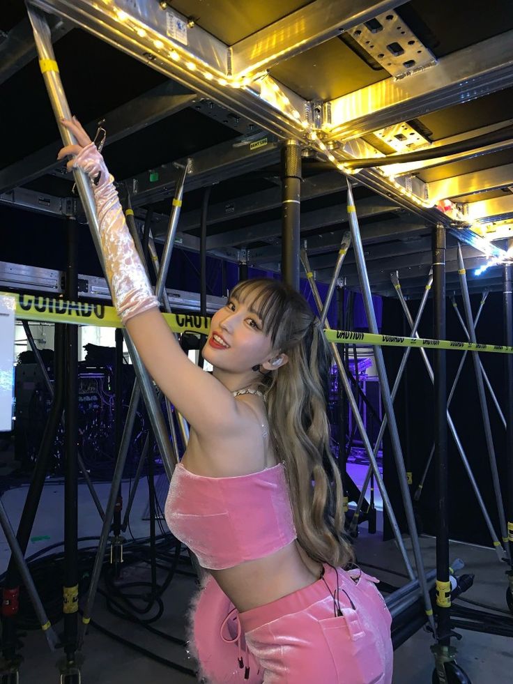 Momo (Twice)