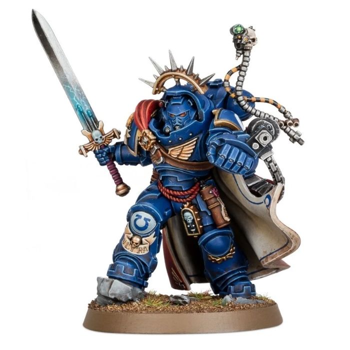 Mark X Gravis Armour มักใช้โดยพวกผู้บัญชาการ โดยตัวเกราะจะมีการป้องกันที่ดีกว่า Mark X ทั่วไป แต่แลกกับความคล่องตัวลดลง