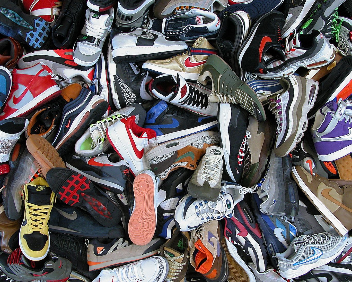 Ultimate Shoe Quiz! (Jordans, New Balance, Air Max & Much More!)