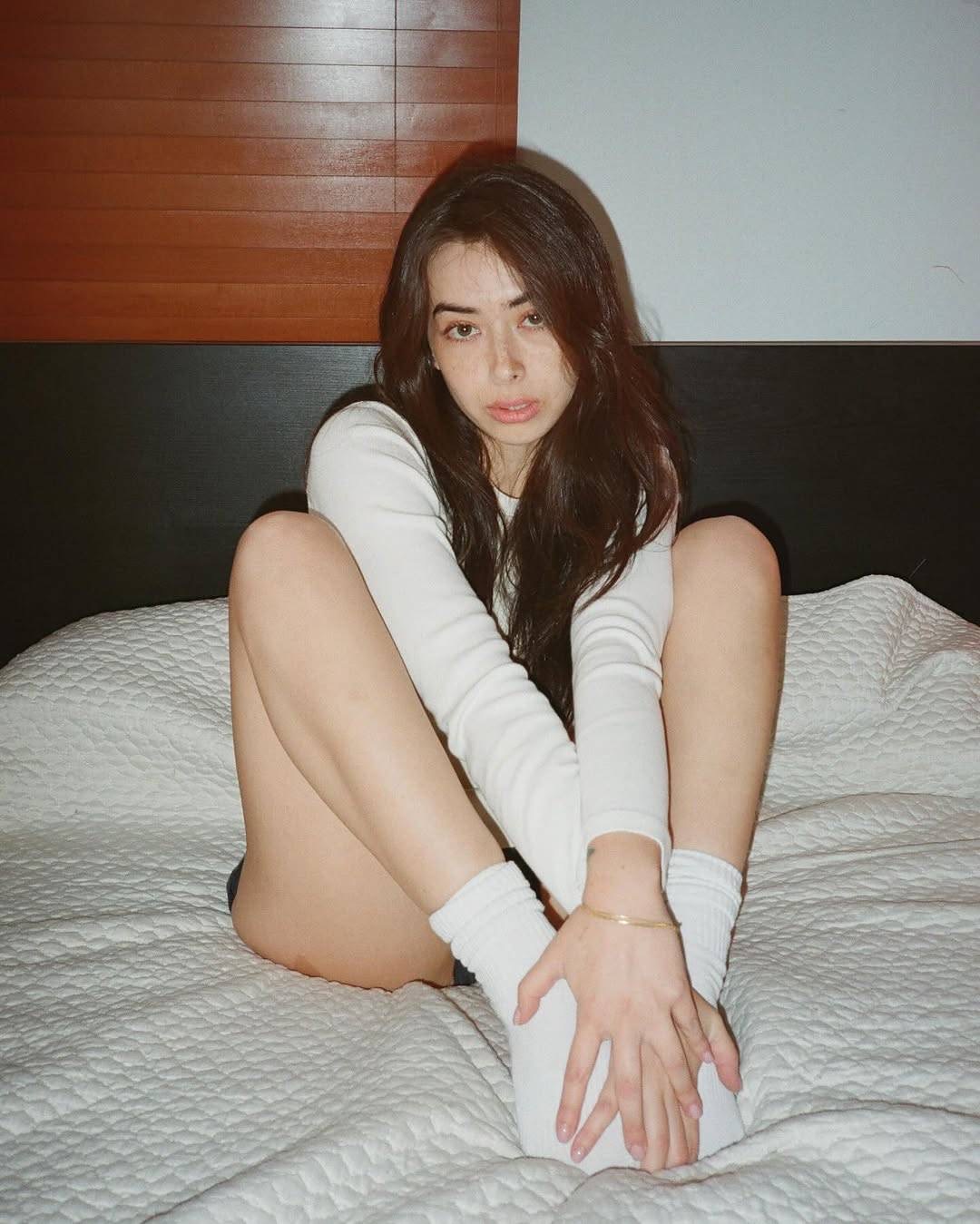 Chloe Surreal