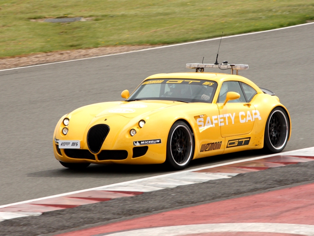 NR Series: Safety Car