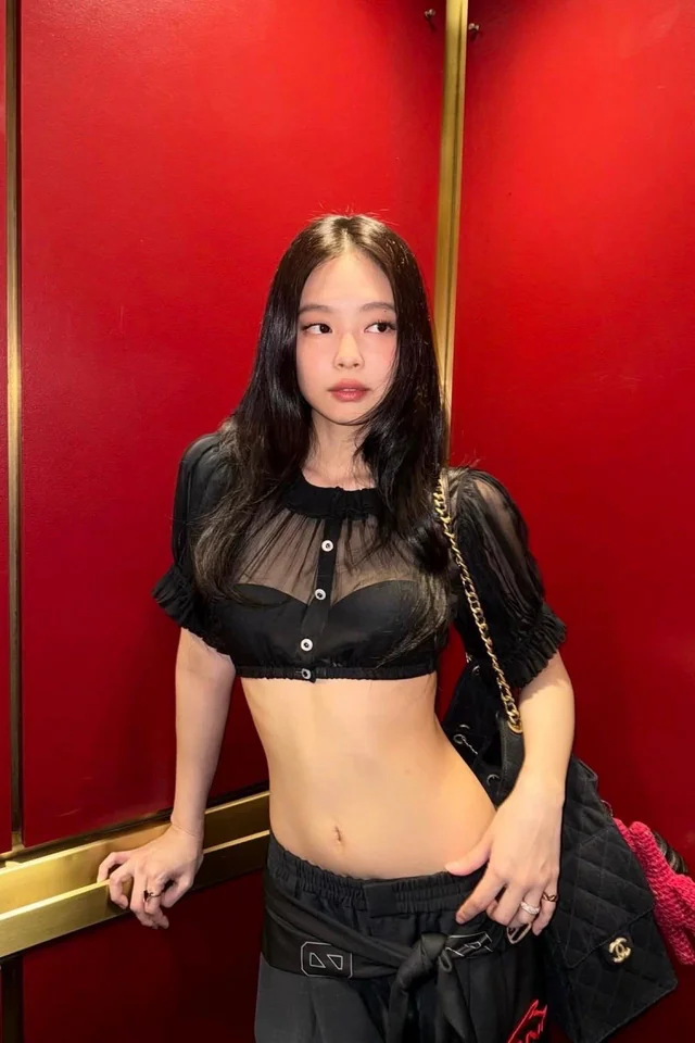 Hottest Pop Girl Artists