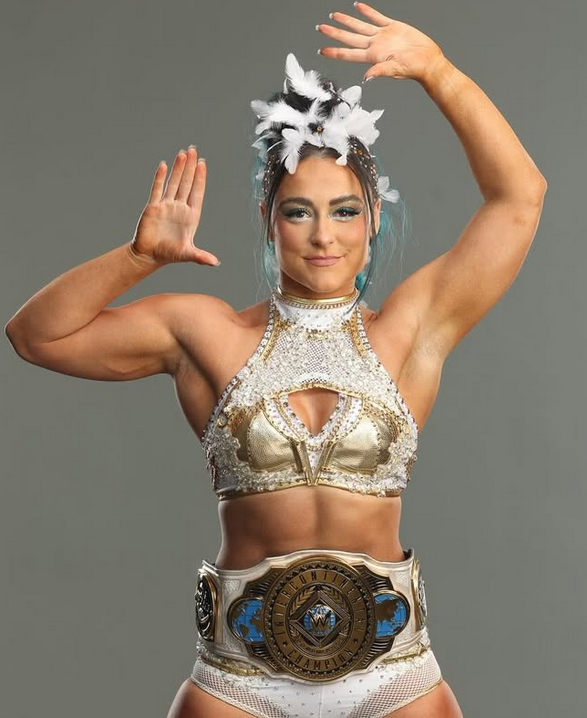 Female WWE wrestlers based on their looks