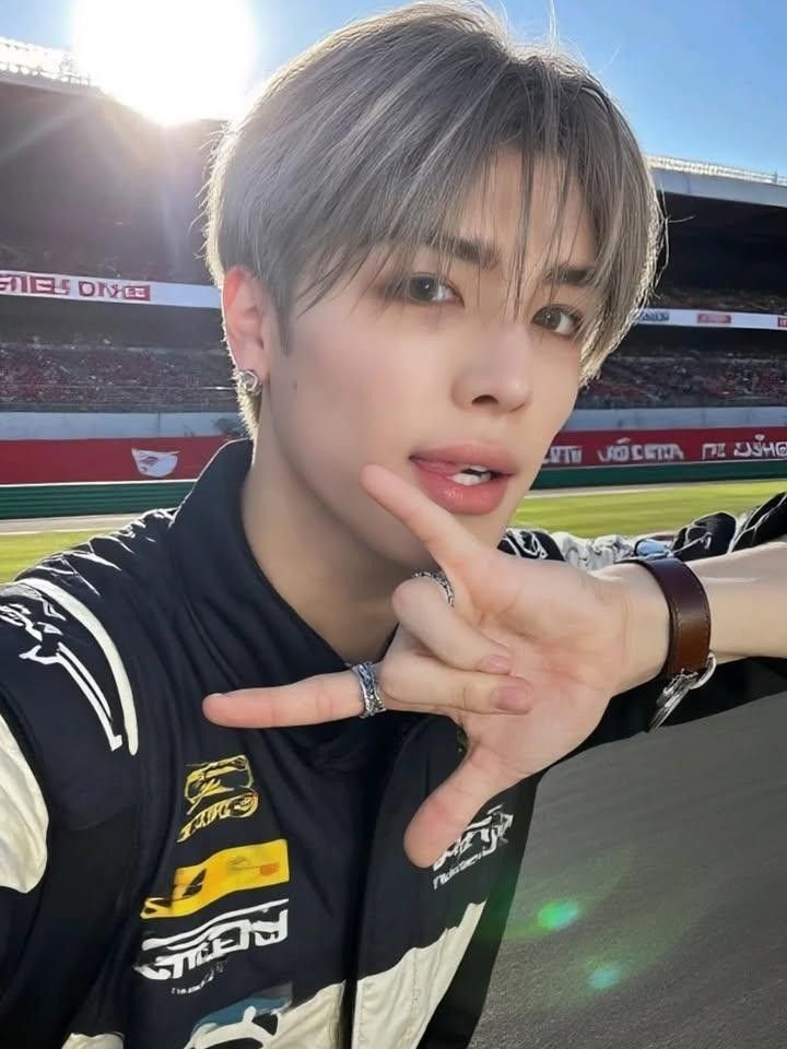 kpop idol (+ 3 kdrama actors)