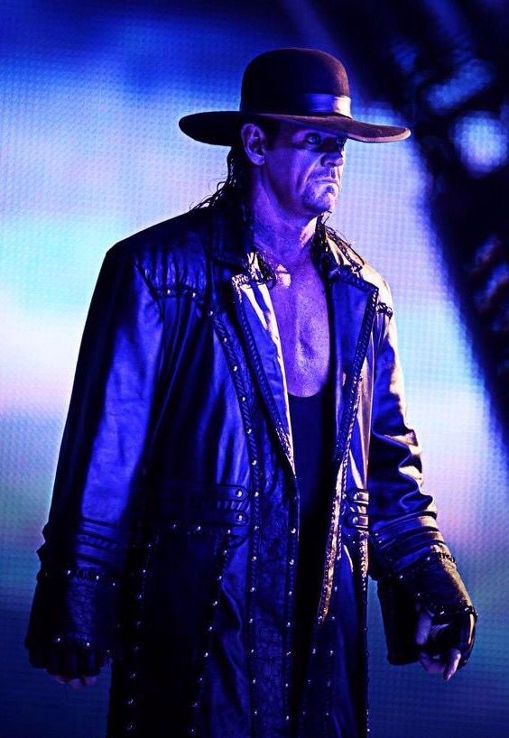 Who In the WWE Has the Most AURA!?