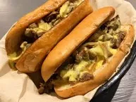 ฟิลาเดลเฟียชีสสเต็ก(Philly Cheesesteak) - อาหารตะวันตก