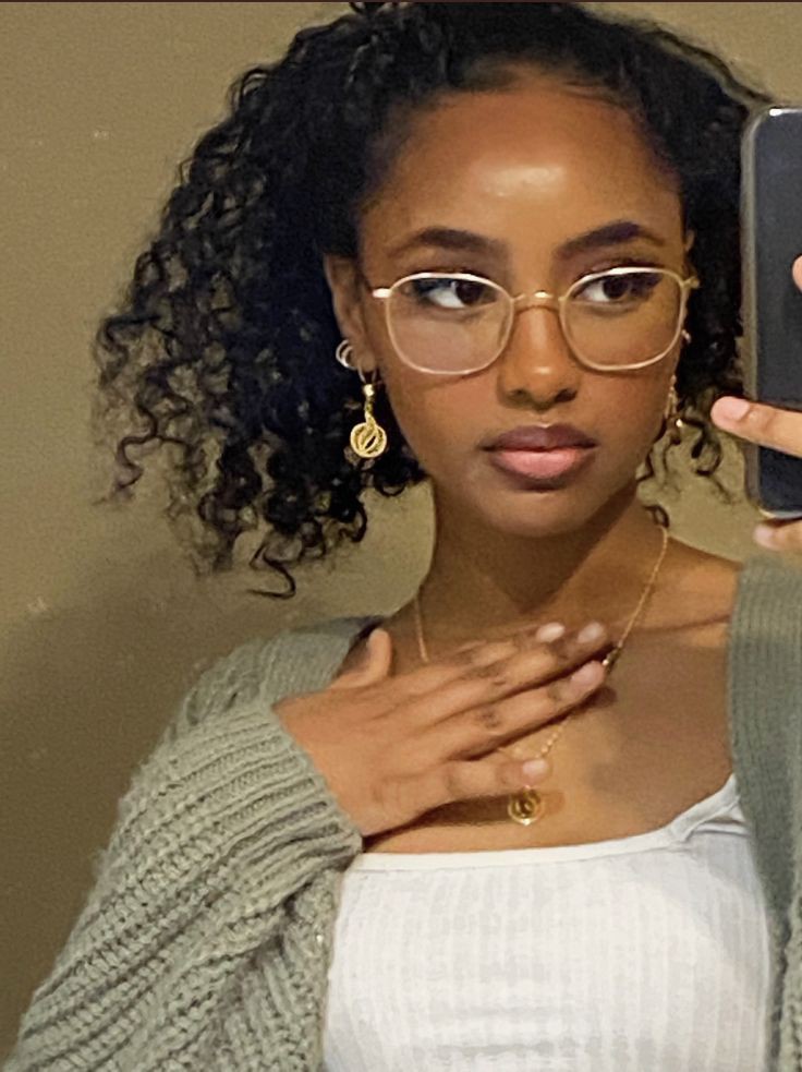 Which Country Has the Prettiest Woman